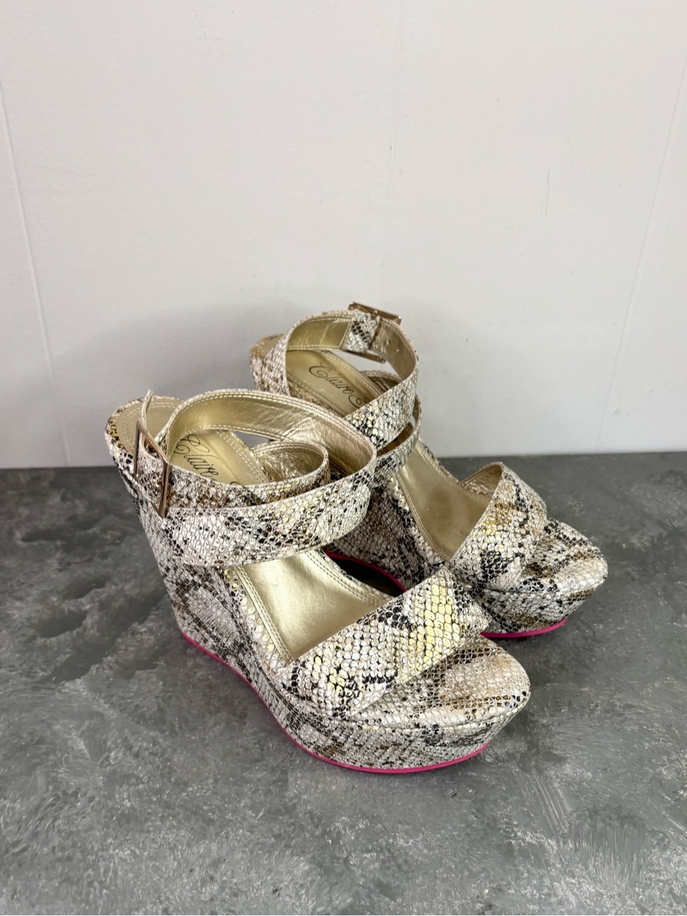 Elaine Turner snake-print platform wedge sandals snakeskin size 8